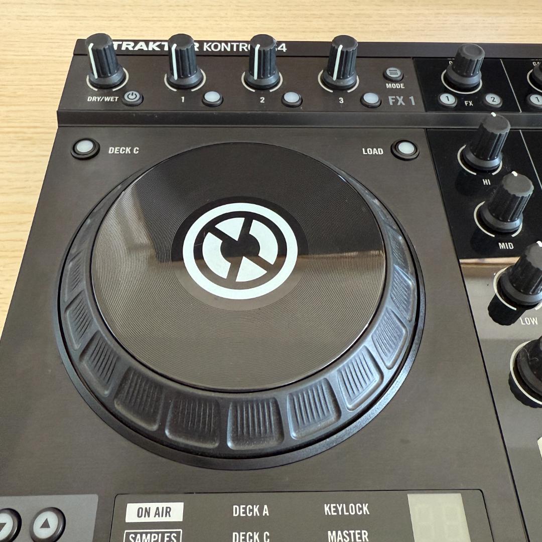 DJ機材 Native Instruments Traktor Kontrol S4 DJ