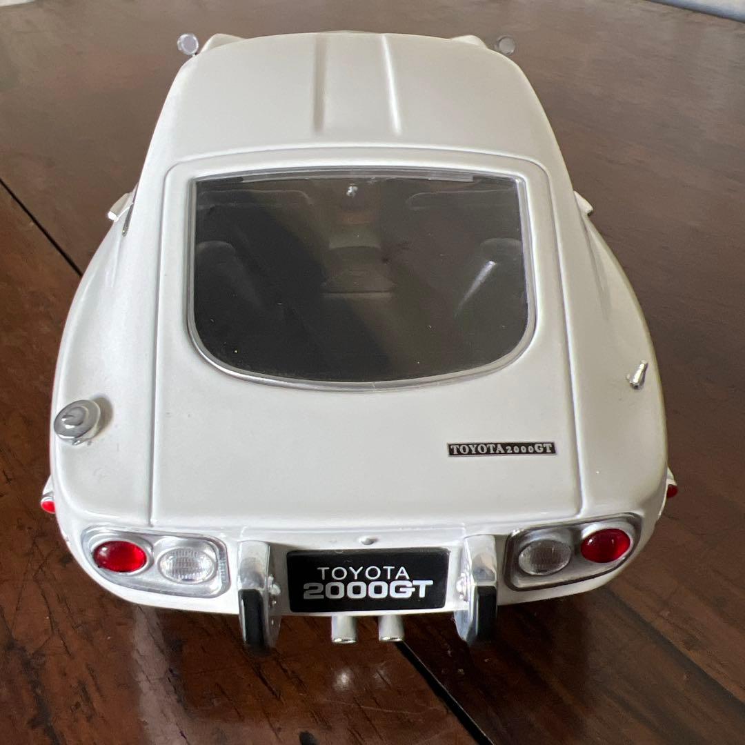 First 18 1/18 TOYOTAトヨタ2000 GT クーペ２台セット