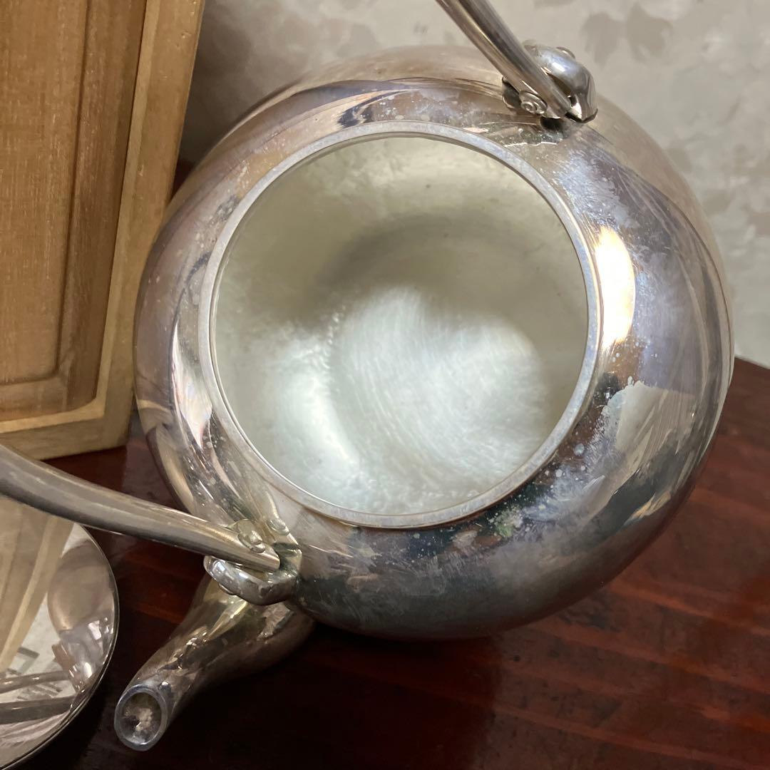 茶道具銀瓶「純銀製　望月形湯沸　京都　岡野利光造」