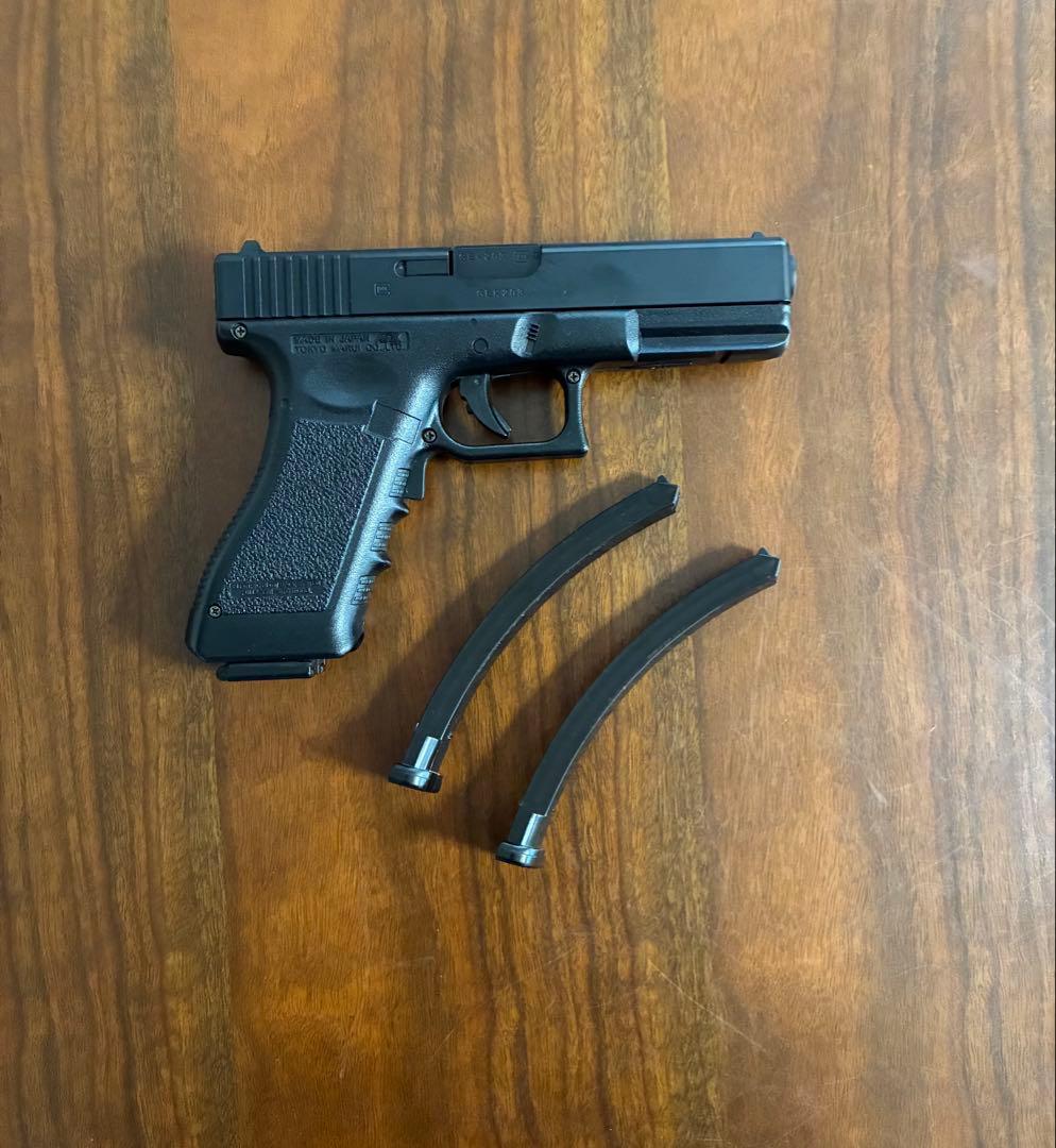 美品　東京マルイ　カスタム品　グロックG18C Glock 強化ピニオン　マガ2