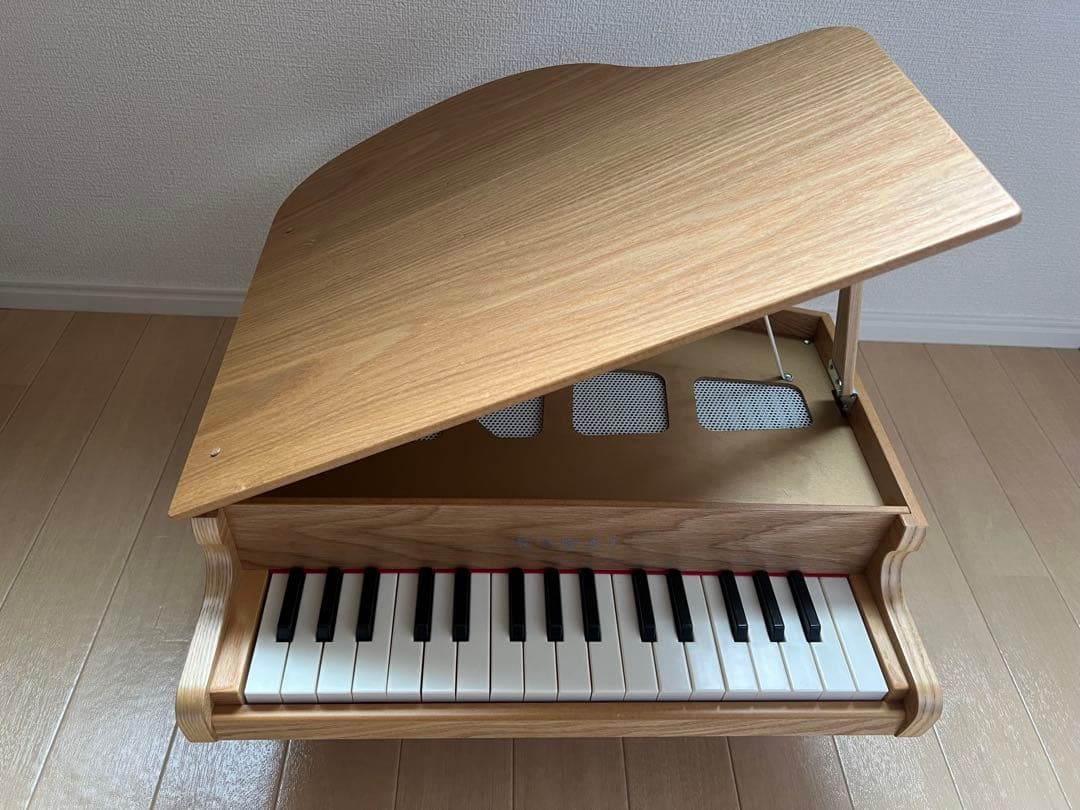 カワイ　グランドピアノ　ミニ　ナチュラル