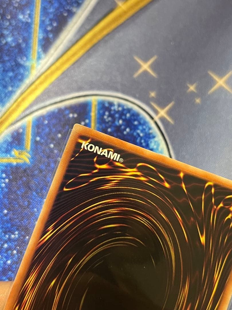 遊戯王　迷宮城の白銀姫　25th クオシク　アジア版　絵違い