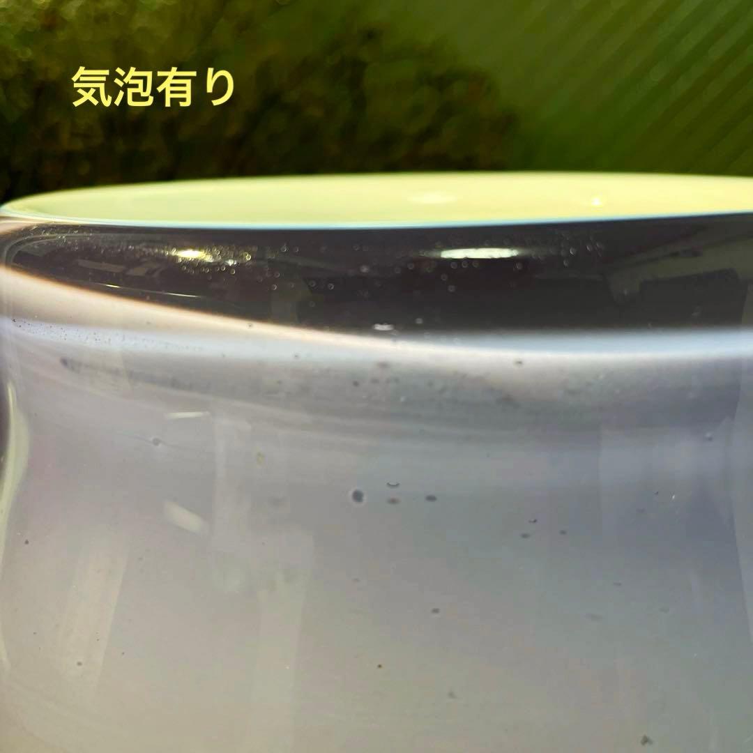 骨董　時代ガラス　淡紫色　乳白色暈し　括れ寸胴型　水指　花器　ウランガラス