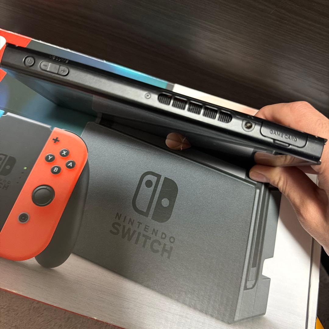 Nintendo Switch 本体 ネオンカラー