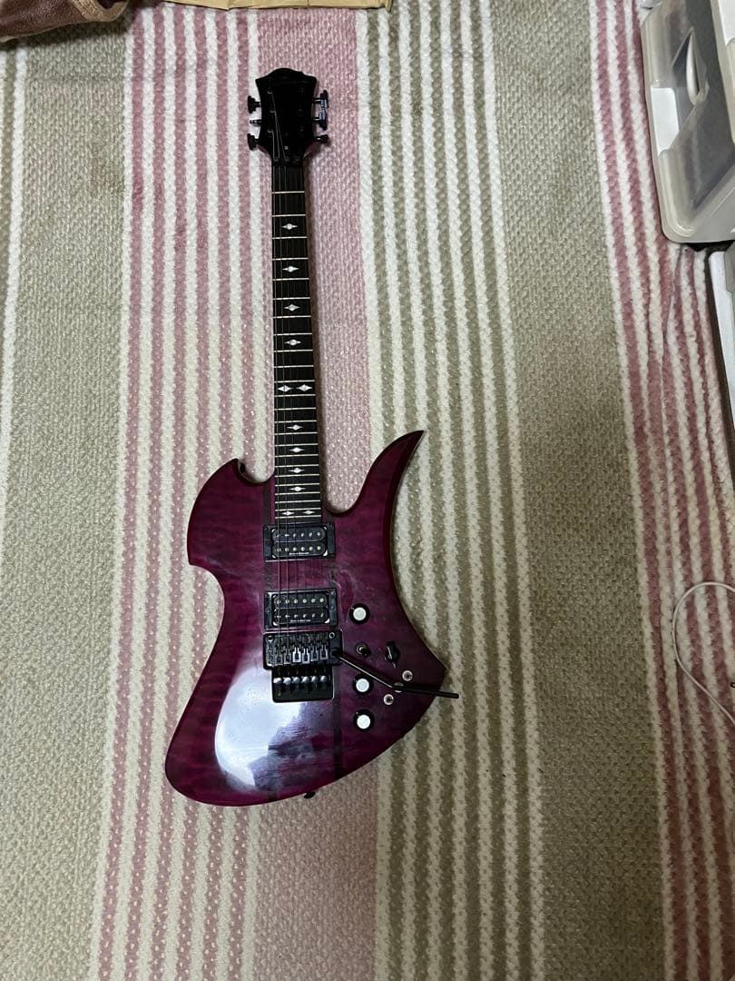 BC Rich モッキンバードst