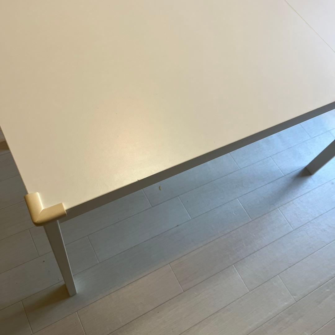 IKEA 伸縮可能ダイニングテーブル