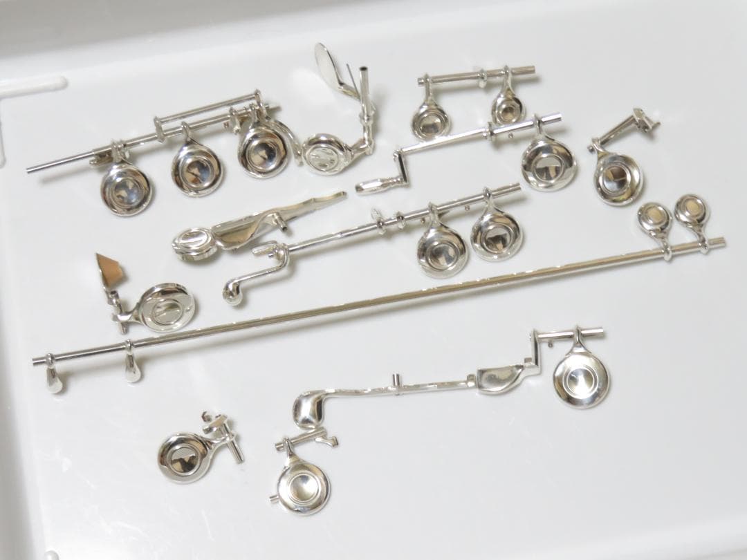 全タンポ＆ヘッド・コルク交換済　フルート　ヤマハ　YFL 211S Eメカ付き