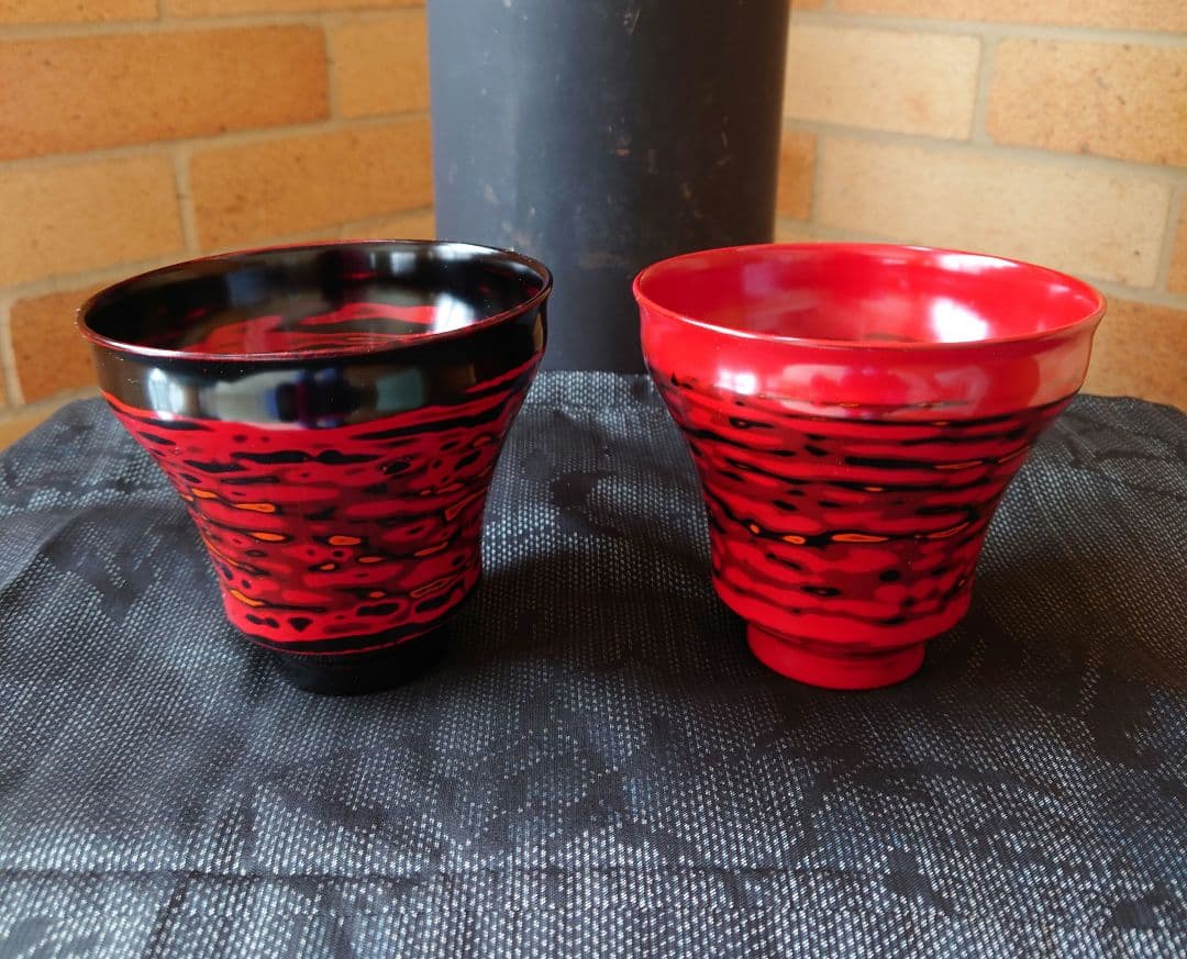 佐竹康宏　個展作品　一点物　漆芸　木製碗　黒赤二客組　手塗り　手仕上げ