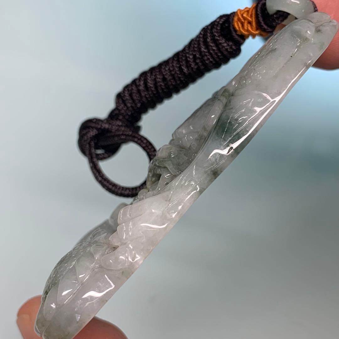 旧家蔵出　清国時代物　本物保証品　ヒスイ　翡翠 青龍　翡翠本物保証お守り