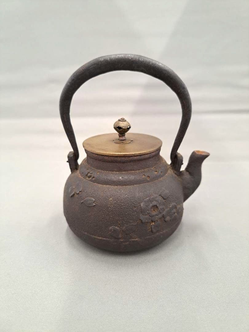 鉄瓶　大國造　丸形　手のひらサイズの珍品