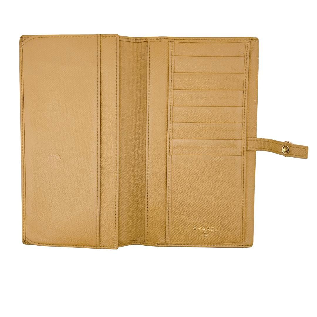 シャネル ココボタン Wホック 二つ折り長財布 ココマーク レザー ベージュ