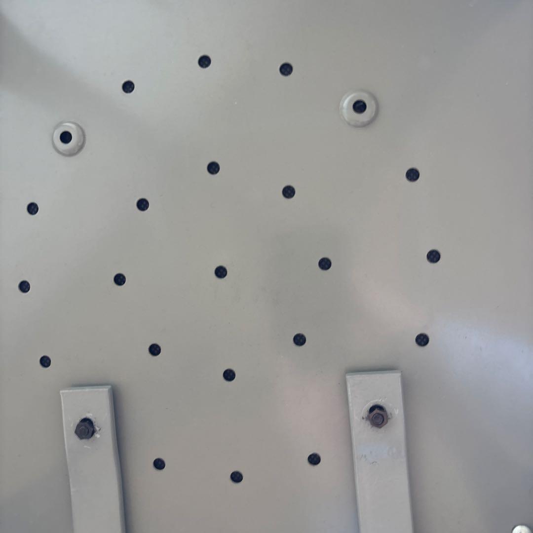 リオン LYON　ファクトリースツール ＋クッション ＋バックレスト付き