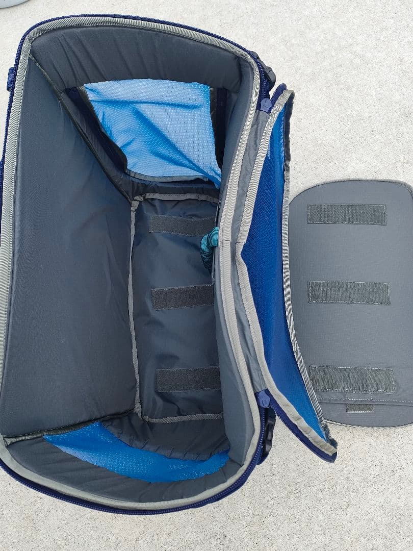 美品 モンベル ドッグ キャリングパック ペットキャリー キャリーバッグ