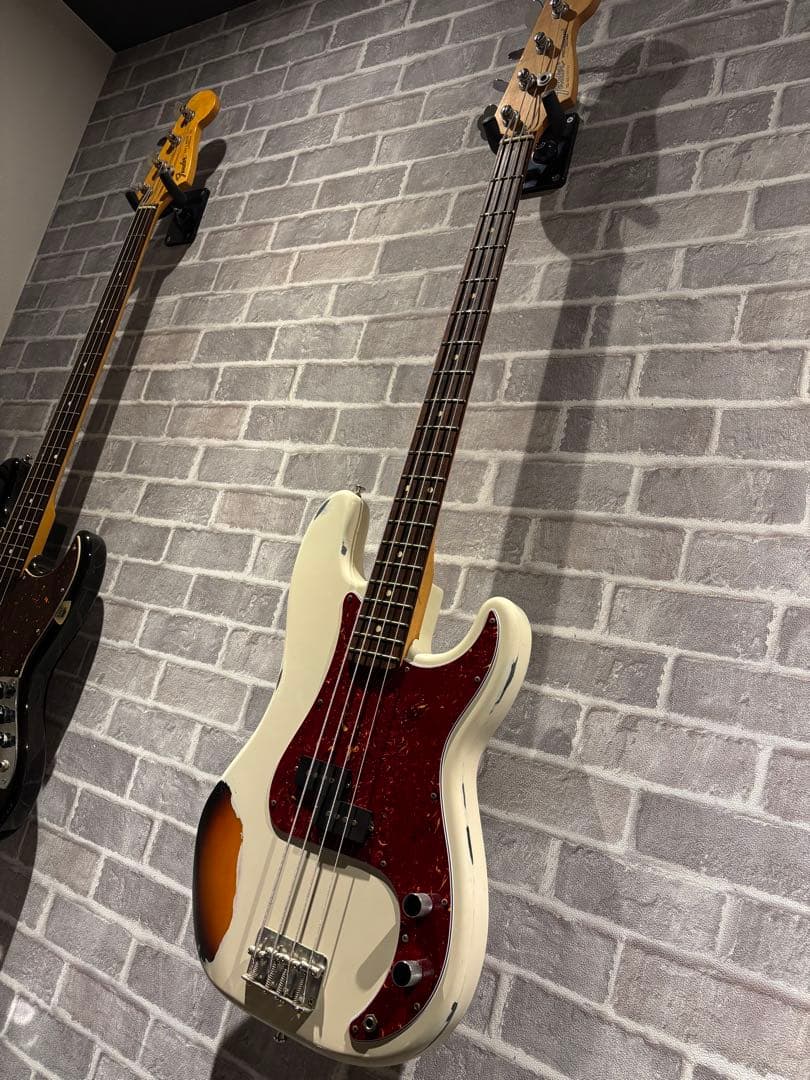 Fender Precision Bass マルチレイヤー　ハードレリック