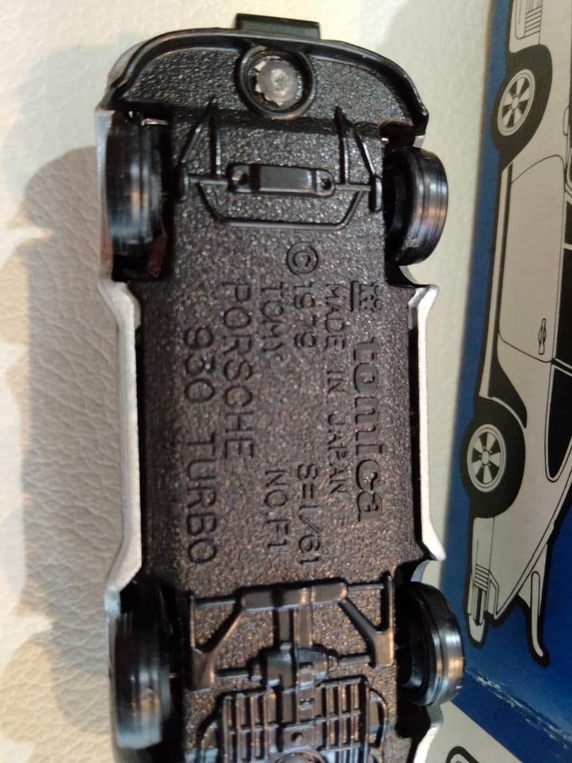 激レア トミカ青箱 ポルシェ930ターボ 日本製