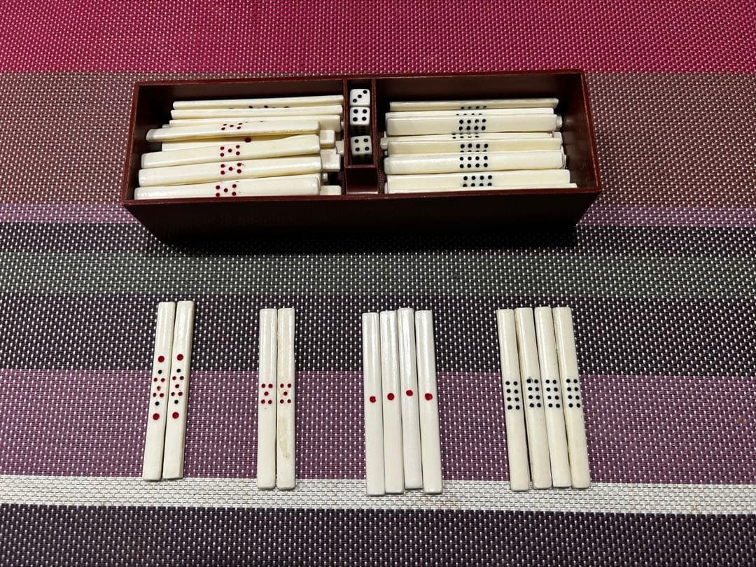 ♦︎希少♦︎任天堂　麻雀牌　役満 昭和レトロ　ダイヤ牌