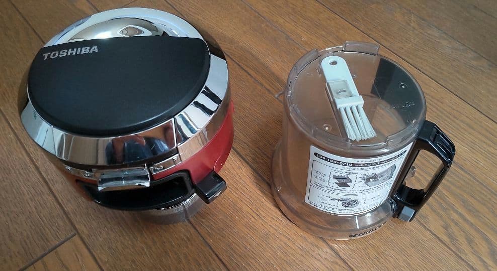 【付属品あり】TOSHIBA サイクロン掃除機トルネオ VC-JS4000