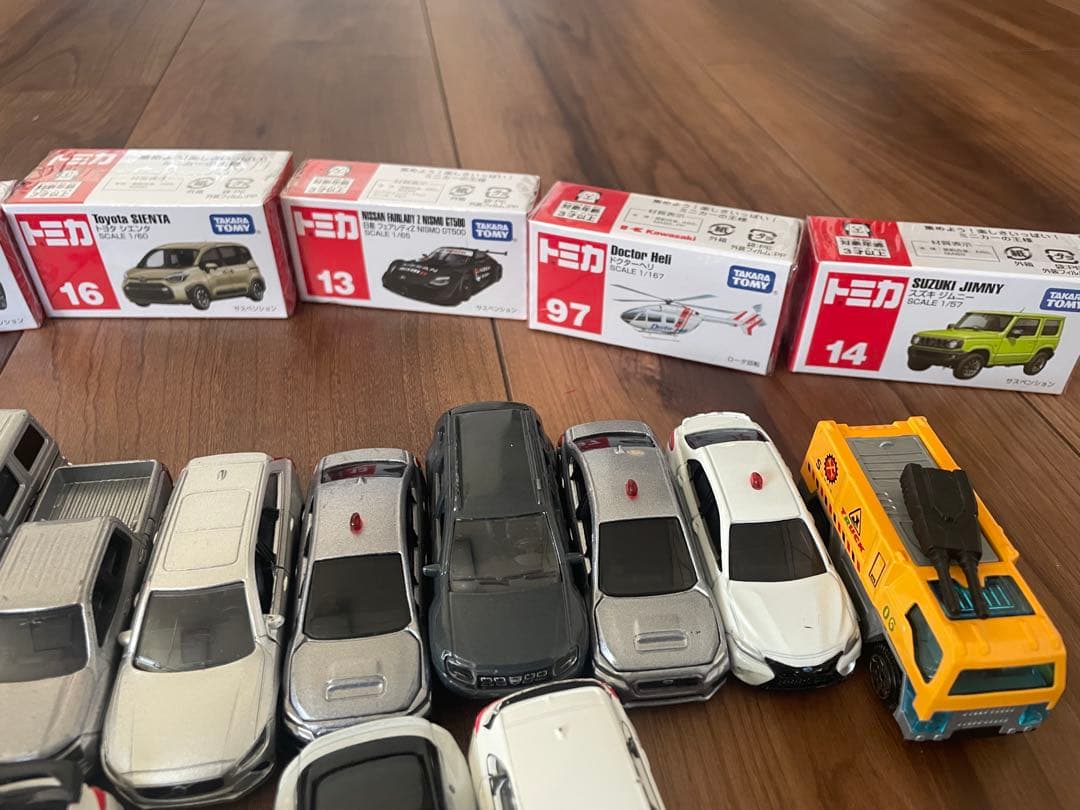 トミカ ミニカー セット 多数