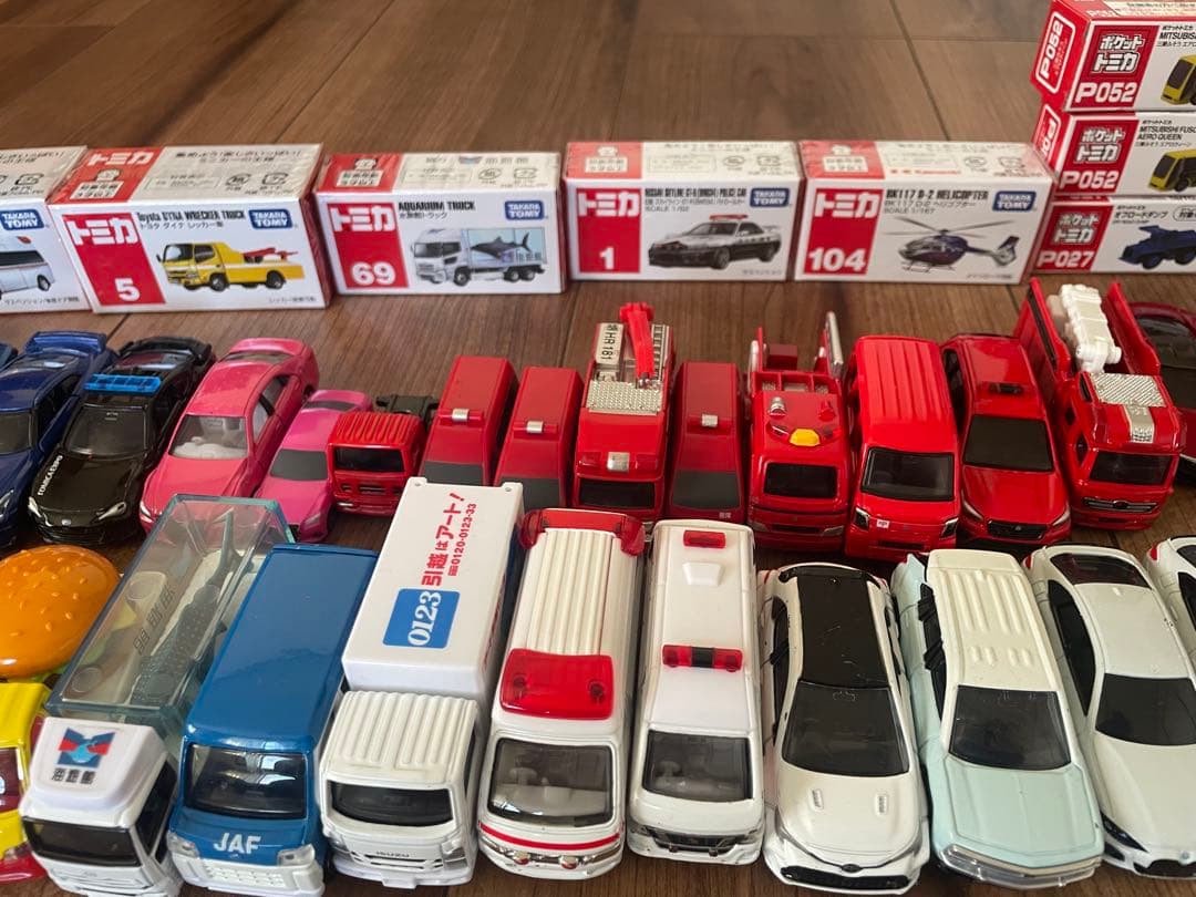 トミカ ミニカー セット 多数