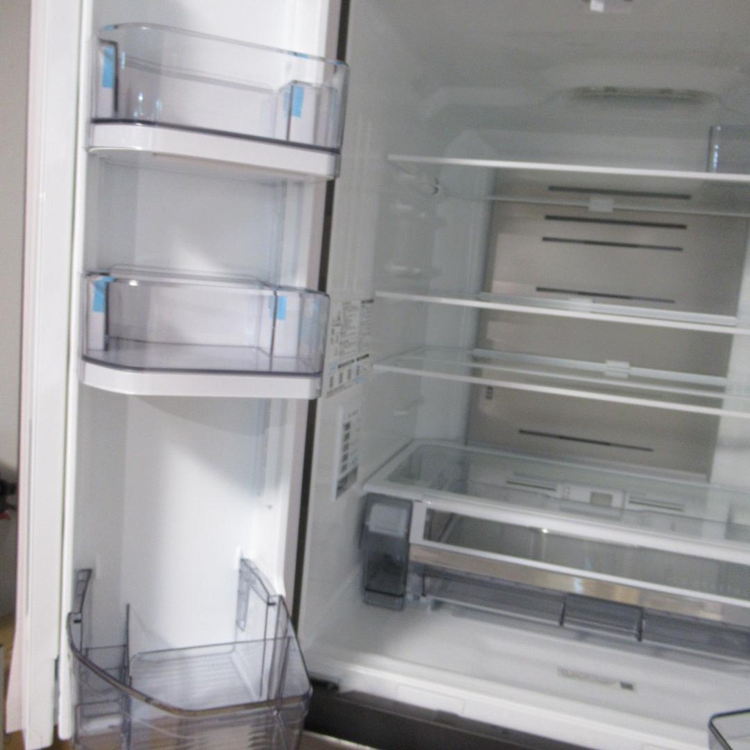 M1012X 東芝 6ドア冷蔵庫VEGETA GR-V550FZS 2023年