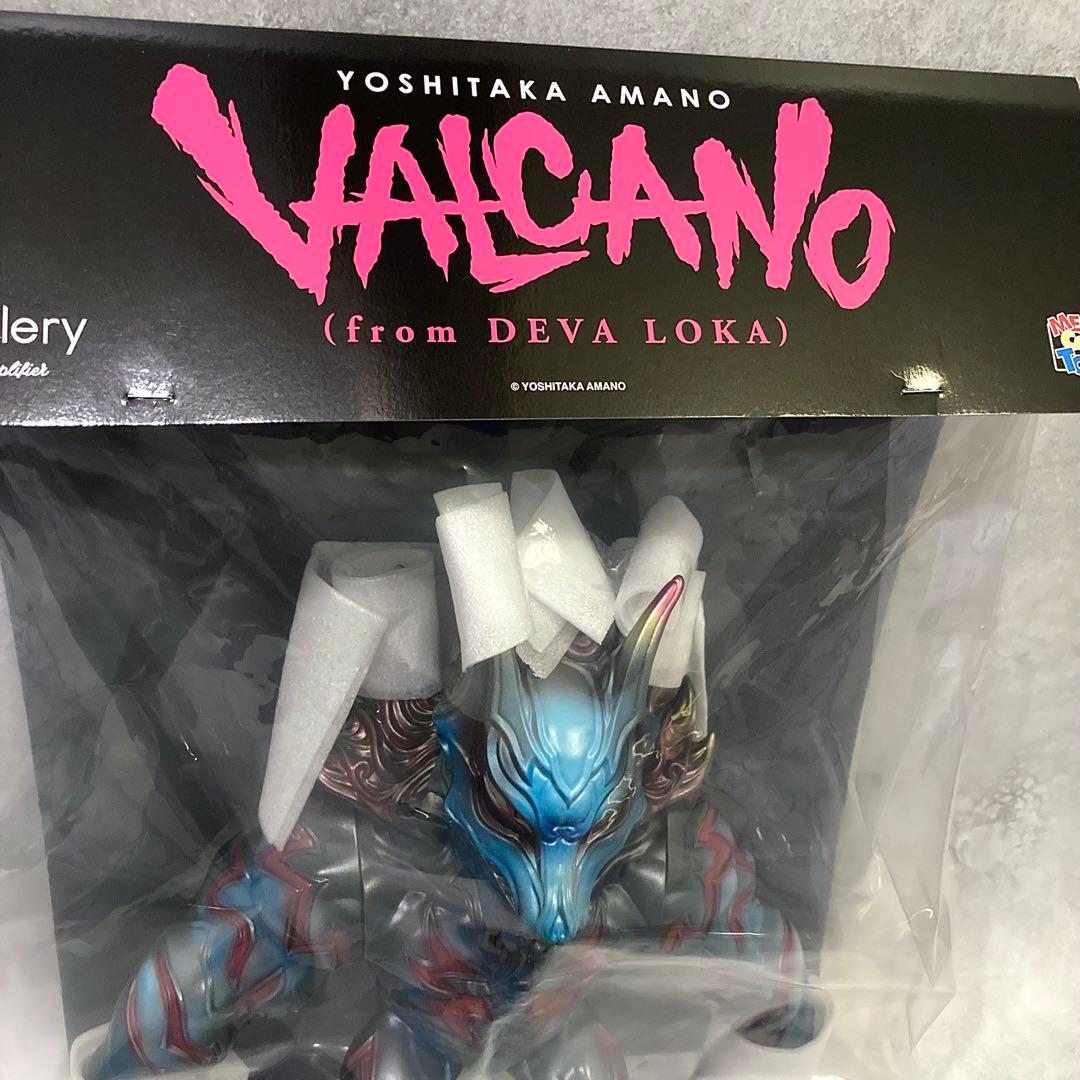 Gallery by Amplifier VALCANO 天野喜孝 ソフビ