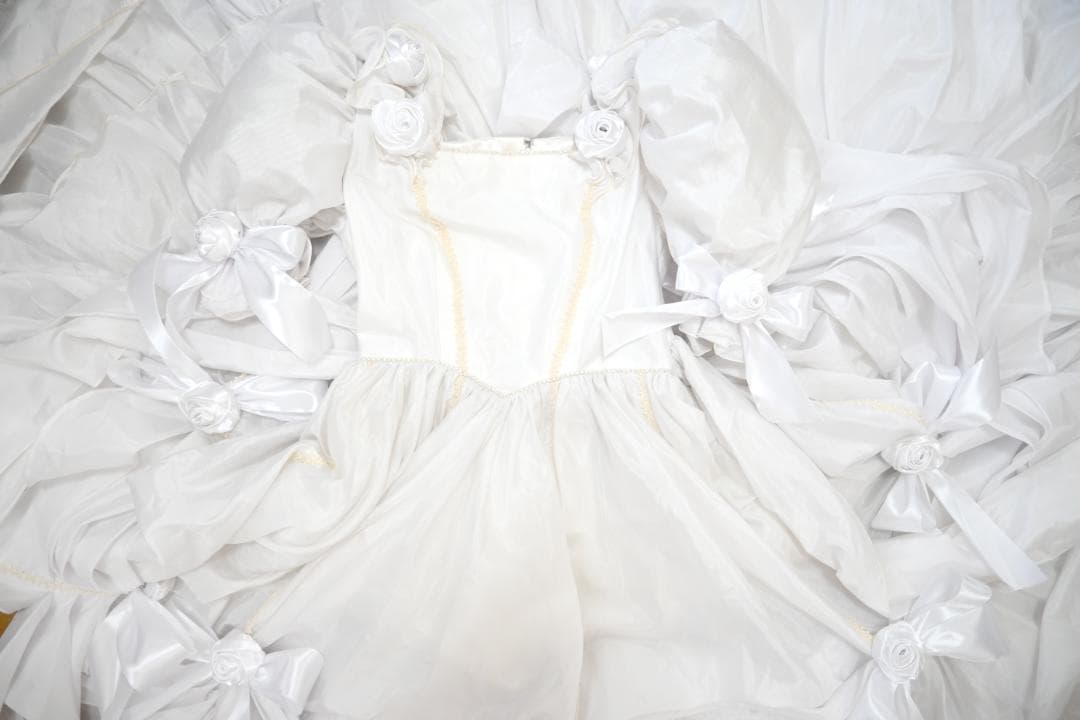 プリンセスウェディングドレス アンティークロリータ風 11号