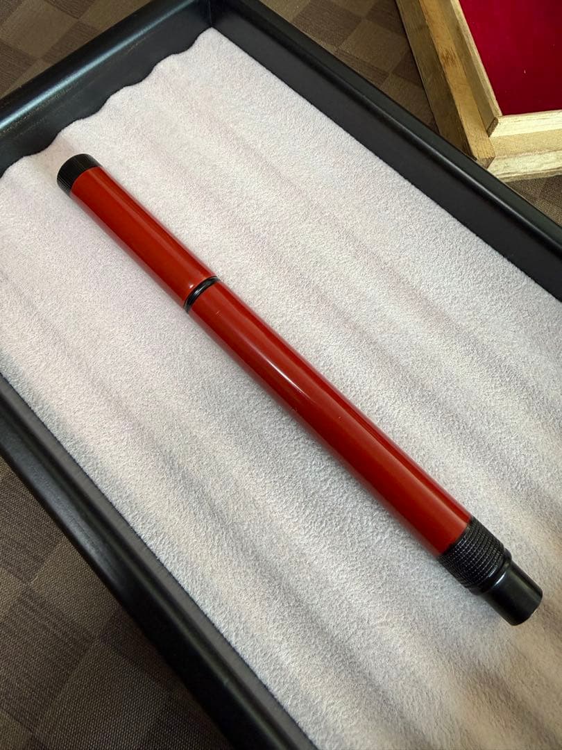 兜木ペン先、朱漆、インキ止め式、エボナイト