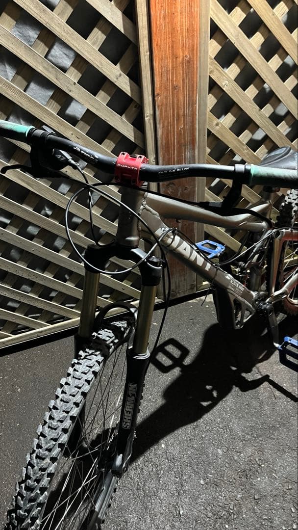 さばち様 giant reign 26インチ　フレーム　サスペンション