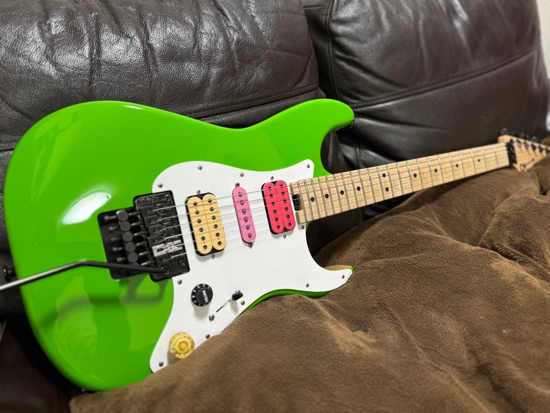 Charvel steve vai Green Meanie風MOD