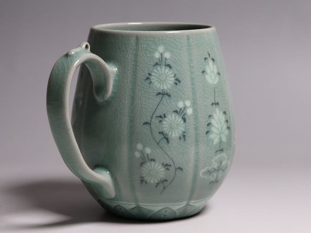 池順鐸 高麗青磁象嵌 蓮菊文 麦酒杯 キリンビアマグコレクション CM176