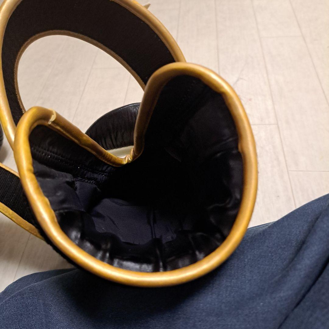 ISAMI BOXER ボクシンググローブ 黒/金　10オンス