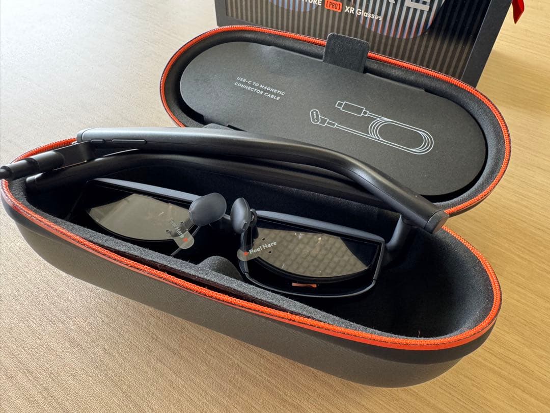 VITURE サングラス型ディスプレイ