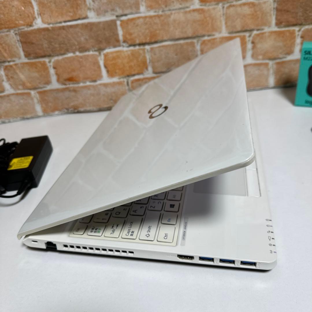 富士通ノートPC 高速起動SSD WebカメラWindows 11 オフィス付