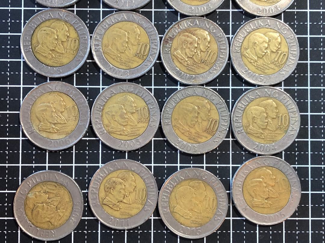 3872【フィリピン】　10ペソ　バイメタル　硬貨　20枚セット