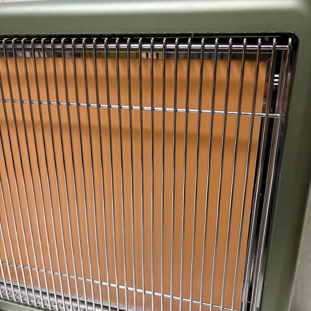 サンルミエ 遠赤外線暖房器 ヒーター E800L-TM3 タイマー付き グリーン