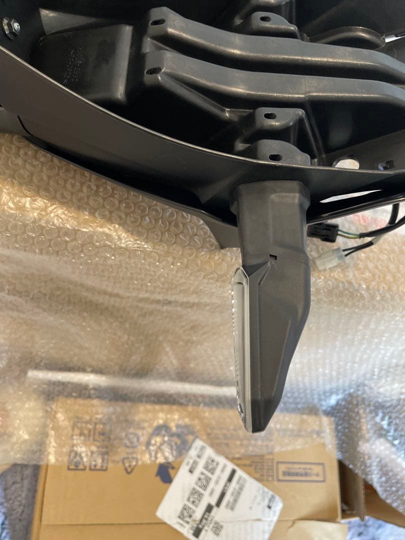 新車外し　z900rs テールランプ　ウィンカー　リレー　ハンドル