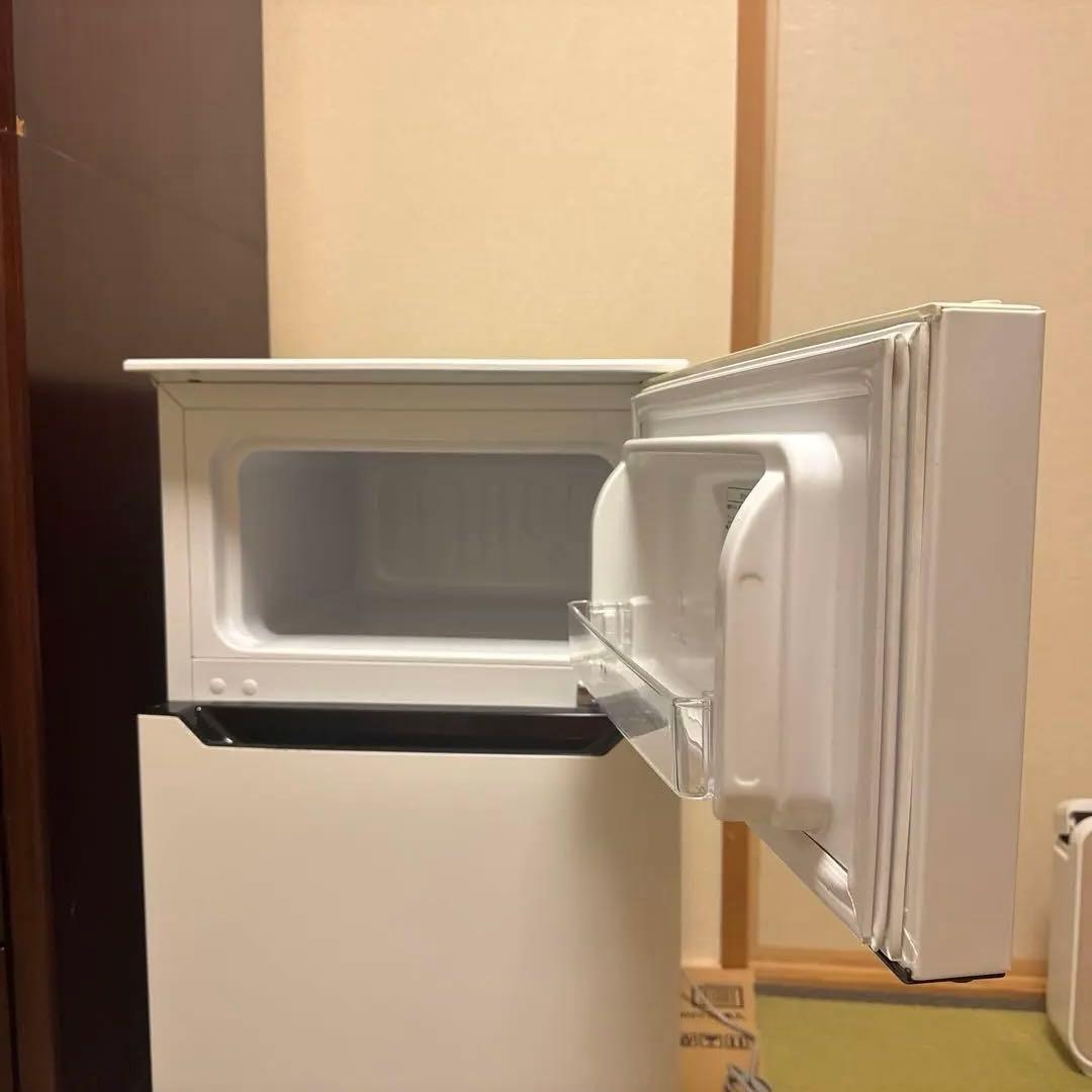 Hisense 2ドア冷凍冷蔵庫　家庭用　HR-B95A