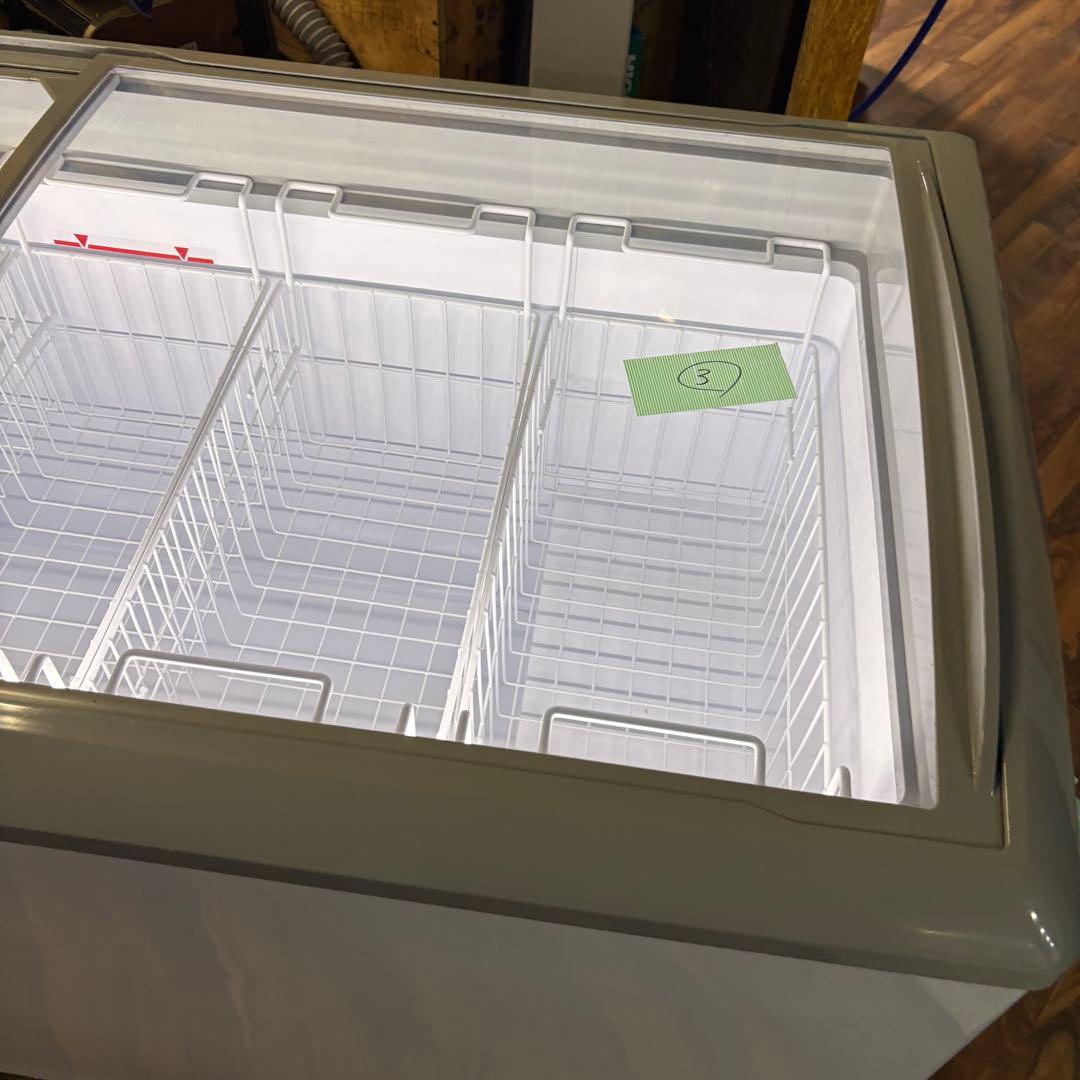 ③24年購入品　業務用330L冷凍ショーケース　JCMCS-330L