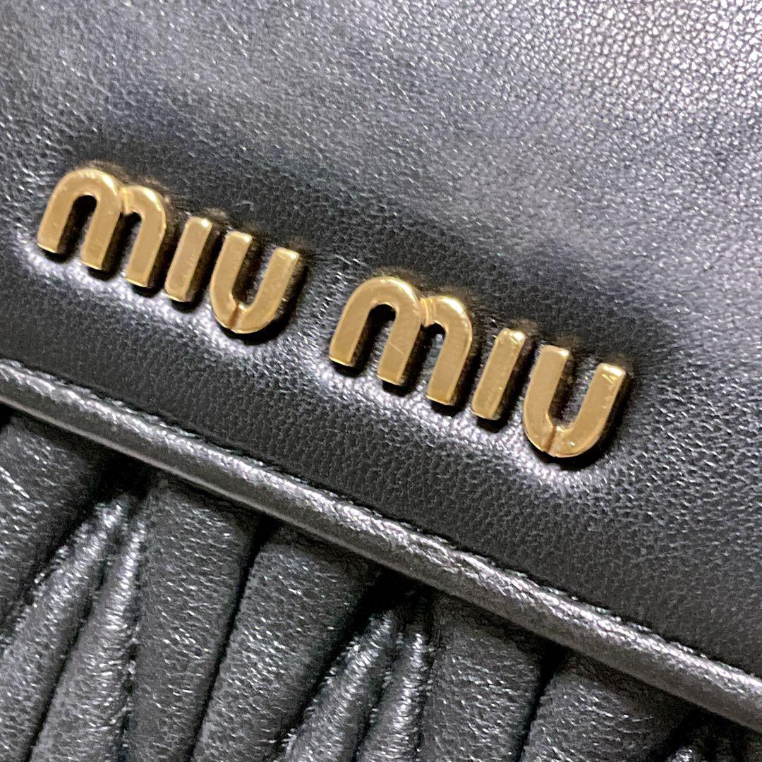 ♡美品♡MIU MIU マテラッセ 三つ折り財布 L字 ファスナー ブラック 金