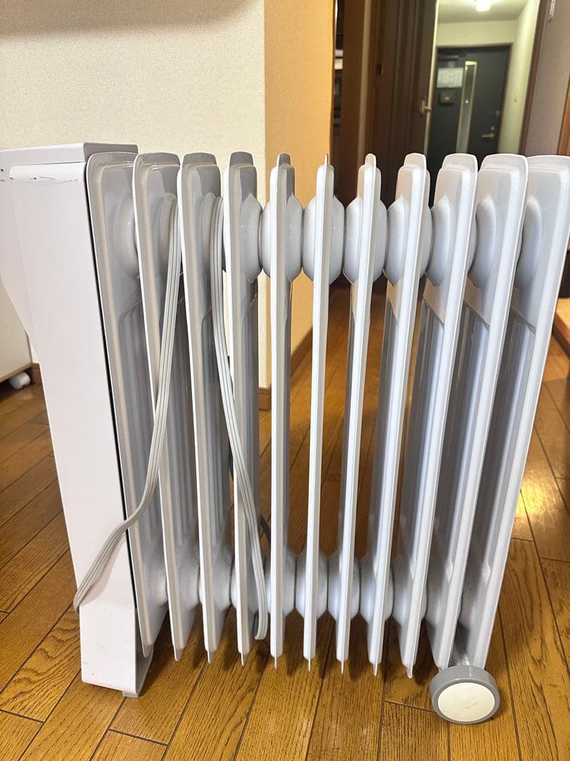 eureks オイルヒーター 1500W ホワイト