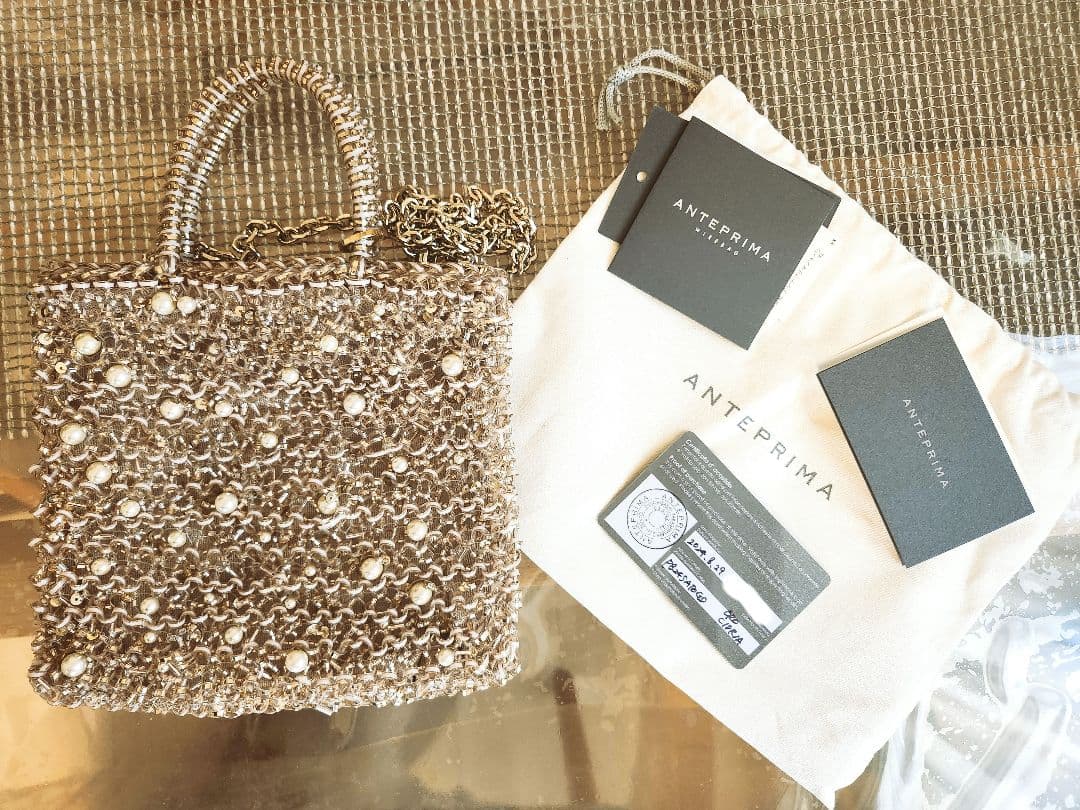 アンテプリマ　ペルラグリッター　パウダリーピンクゴールド