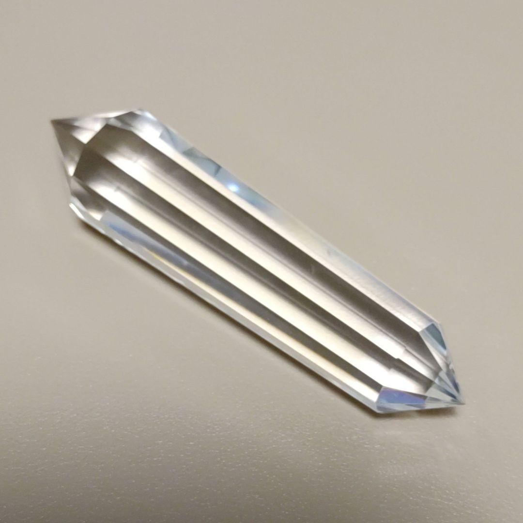 ブラジル産クリアクォーツ　13面ヴォーゲルワンド　クリスタル　水晶