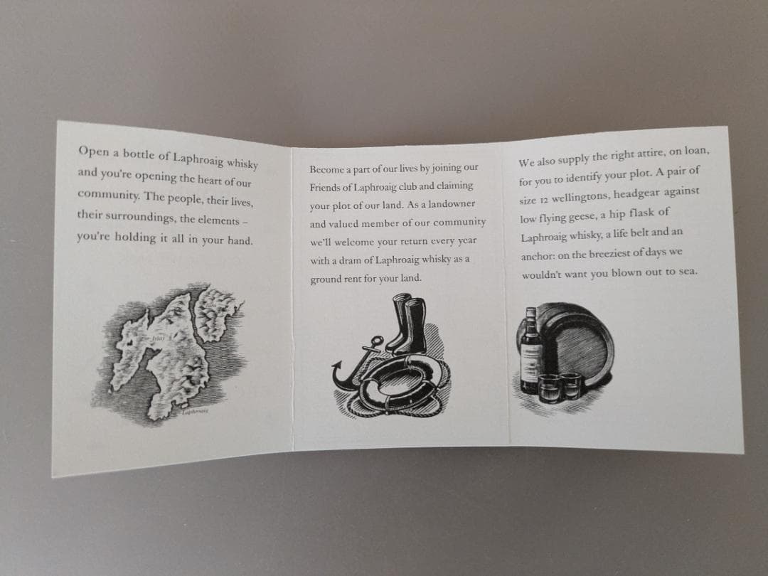 LAPHROAIG SINGLE ISLAY MALT WHISKY 10年