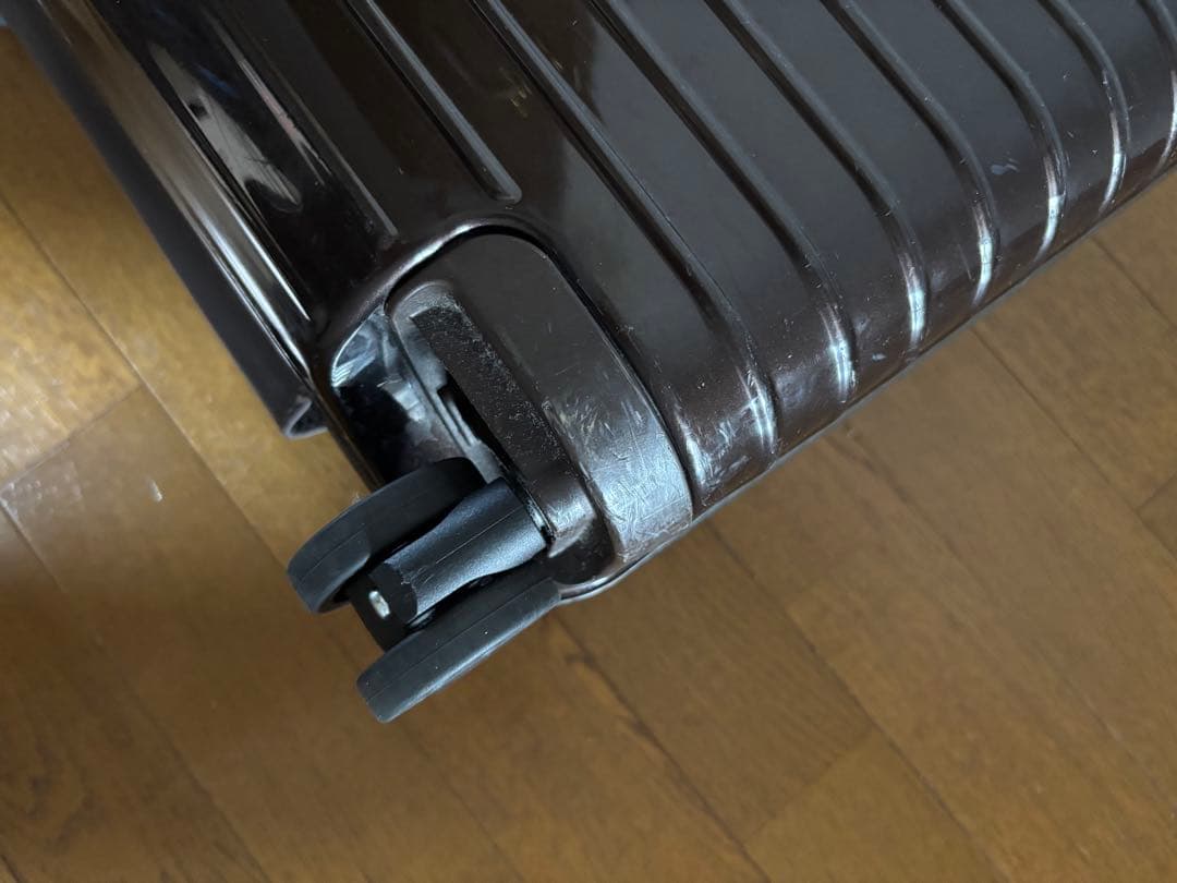 リモワ RIMOWA サルサ デラックス 4輪 SALSA