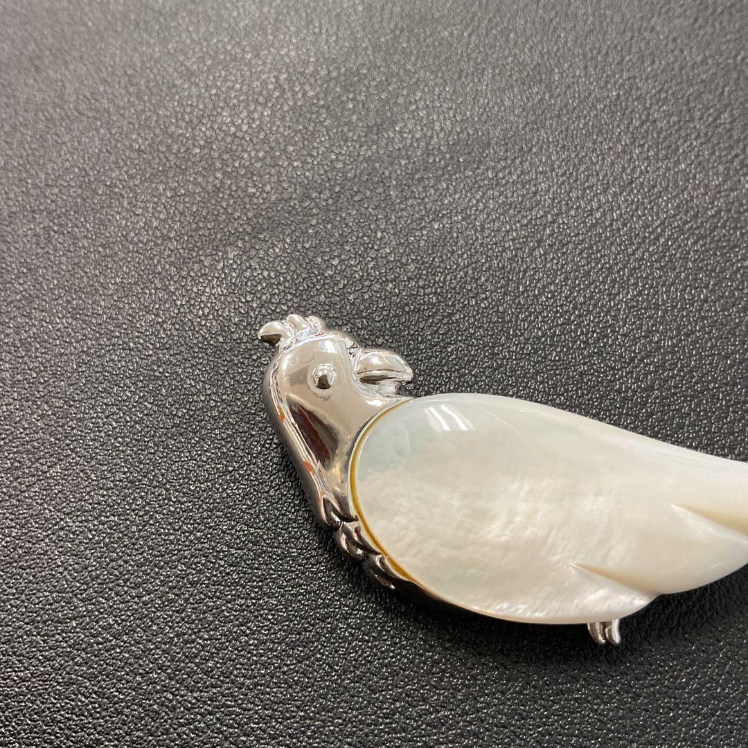 X20 タサキ　TASAKI 田崎　インコ　鳥　バード　ブローチ シルバーと貝殻