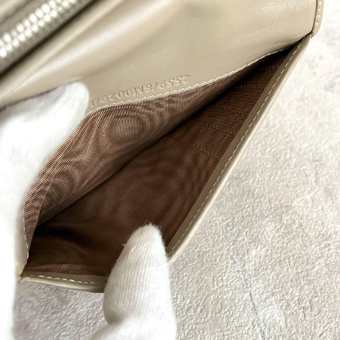 美品✨FENDI ズッキーノ 二つ折り財布 FF ベージュ キャンバス レザー