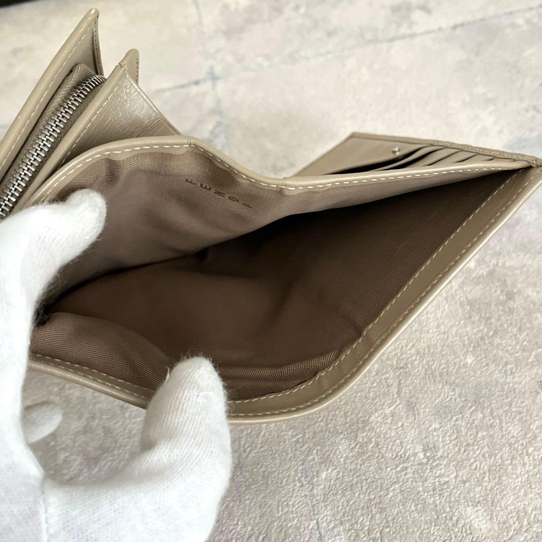 美品✨FENDI ズッキーノ 二つ折り財布 FF ベージュ キャンバス レザー