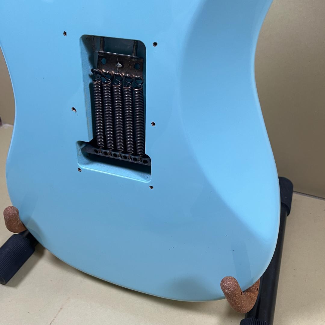 Squier Cyclone Sonic Blue 2011年製 Fender