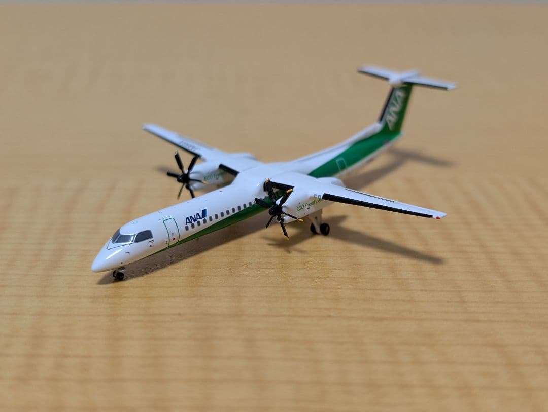航空機・ヘリコプター ANA DHC-8-402Q Dash 8 JA856A