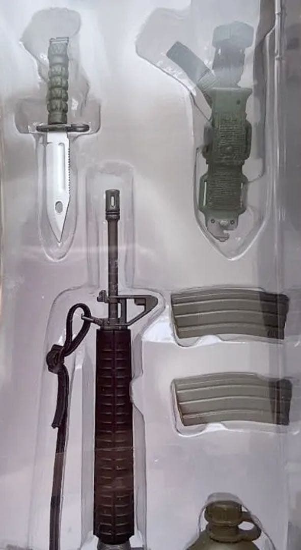 1/6ドラゴンモデルズ米陸軍第101空挺師団女性憲兵\"Jennifer\"